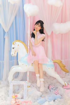明星专题：凯尔希·格兰莫